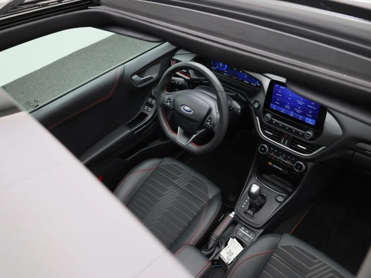 1.0 EcoBoost ST-Line X | Automaat | Apple Carplay / Android Auto | Panoramadak | Achteruitrijcamera | Parkeersensoren |