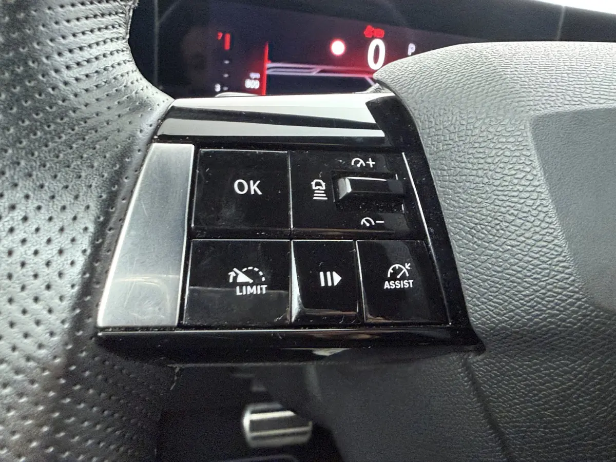1.2 Turbo GS Trekhaak | All-seasons | Apple Carplay/Android Auto|telefoonintegratie premium | Cruise control adaptief met Stop&Go | Electronic climate controle