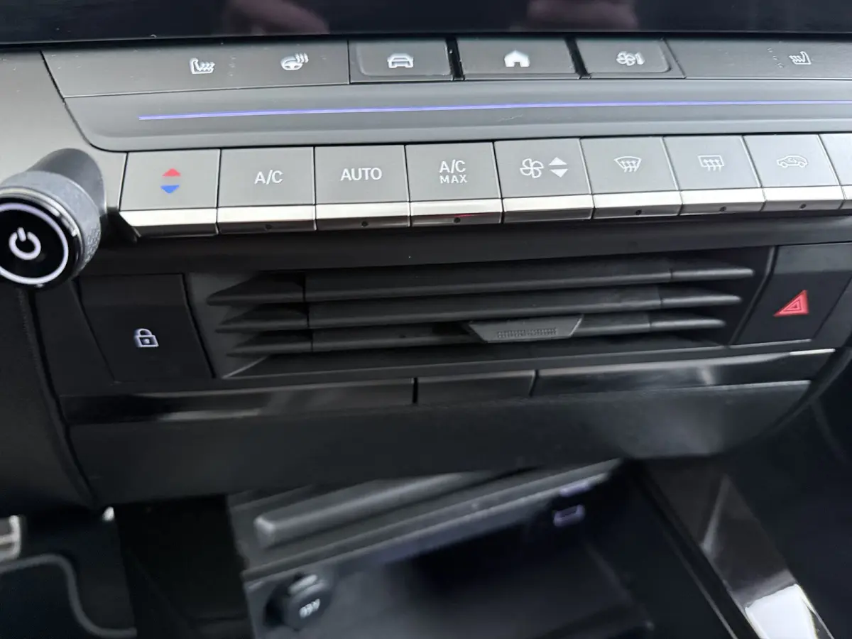 1.2 Turbo GS Trekhaak | All-seasons | Apple Carplay/Android Auto|telefoonintegratie premium | Cruise control adaptief met Stop&Go | Electronic climate controle