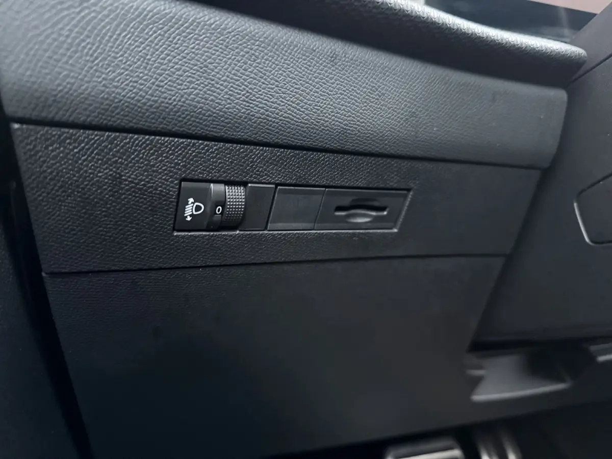 1.2 Turbo GS Trekhaak | All-seasons | Apple Carplay/Android Auto|telefoonintegratie premium | Cruise control adaptief met Stop&Go | Electronic climate controle