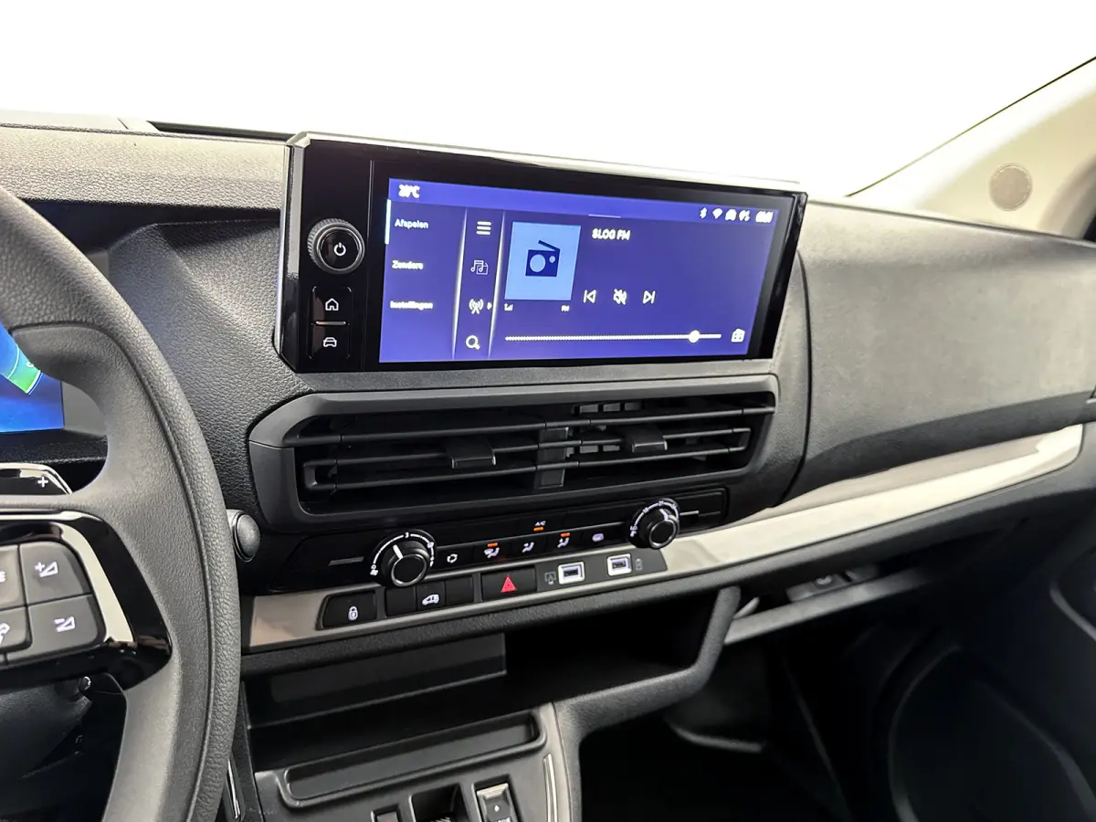 Worker Comfort Standard Range L2 50 kWh Nieuw 230km WLTP Carplay Cruise control 100% elektrisch