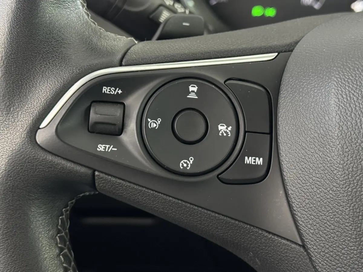 1.6 Turbo Hybrid4 Ultimate | Camera | ACC | Navi | Elektrische achterklep | Clima | Stoelverwarming | Lm velgen | ( Vestiging - Vianen, 0347-371248 )