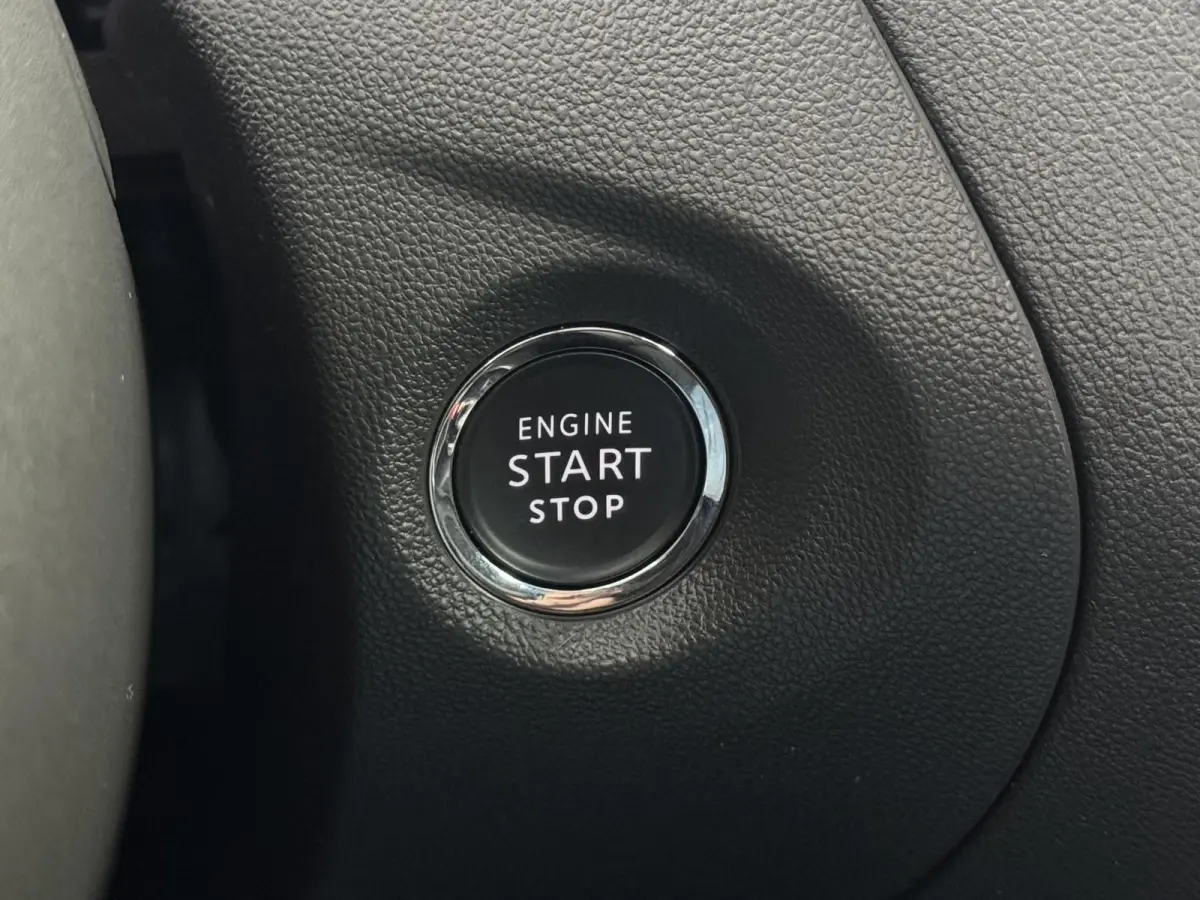 1.6 Turbo Hybrid4 Ultimate | Camera | ACC | Navi | Elektrische achterklep | Clima | Stoelverwarming | Lm velgen | ( Vestiging - Vianen, 0347-371248 )