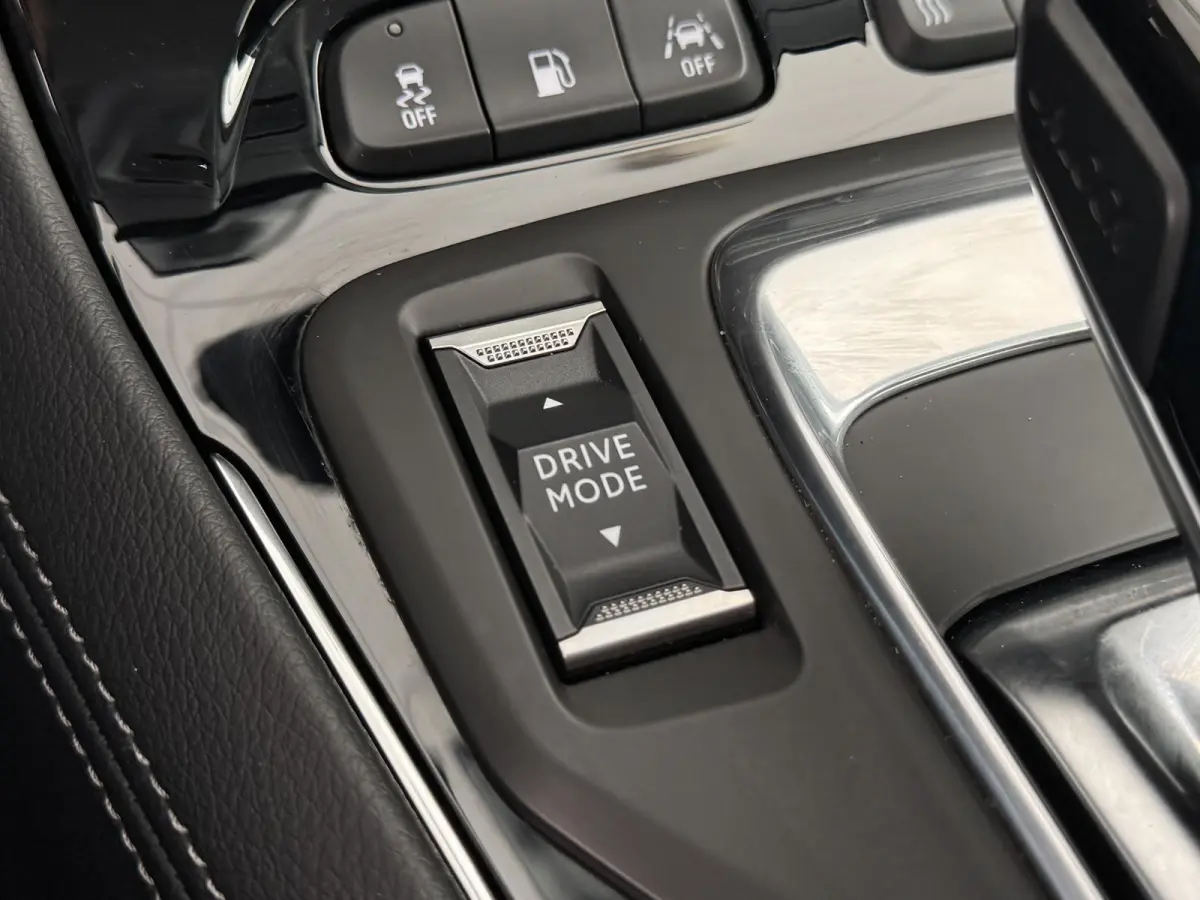 1.6 Turbo Hybrid4 Ultimate | Camera | ACC | Navi | Elektrische achterklep | Clima | Stoelverwarming | Lm velgen | ( Vestiging - Vianen, 0347-371248 )