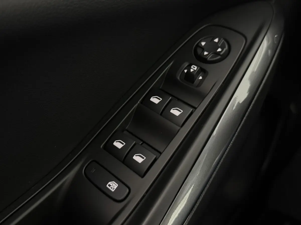 1.6 Turbo Hybrid4 Ultimate | Camera | ACC | Navi | Elektrische achterklep | Clima | Stoelverwarming | Lm velgen | ( Vestiging - Vianen, 0347-371248 )