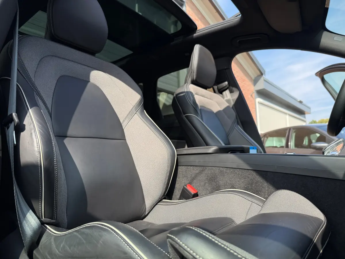 2.0 T6 Plug-in hybrid AWD Ultimate Bright|PANO/TRHK/ACC/CAMERA/