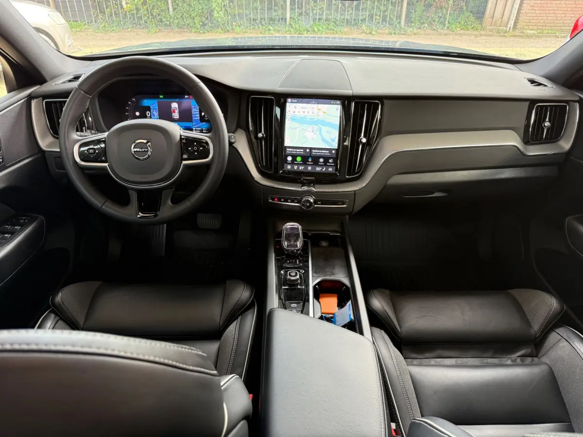 2.0 T6 Plug-in hybrid AWD Ultimate Bright|PANO/TRHK/ACC/CAMERA/