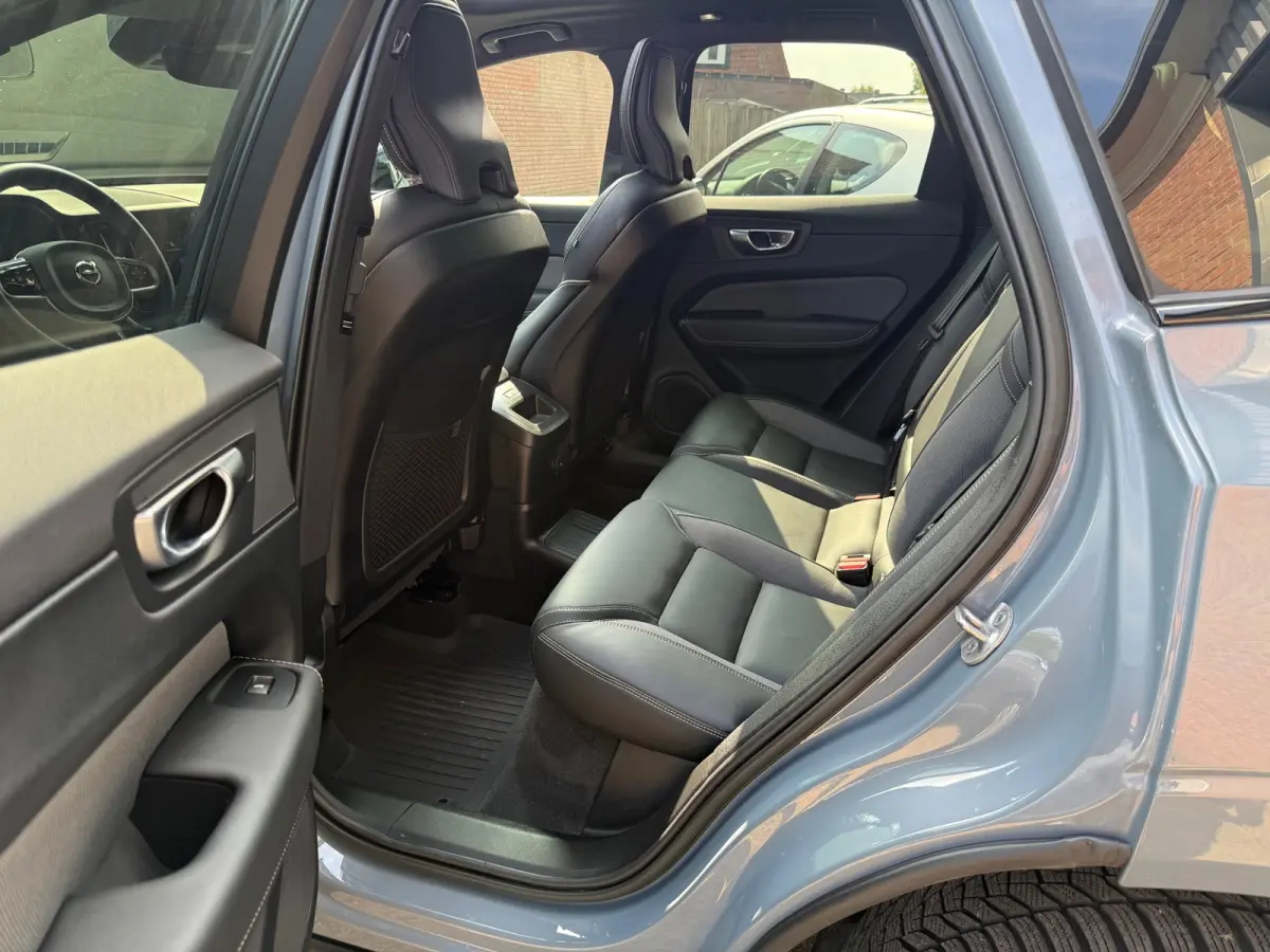 2.0 T6 Plug-in hybrid AWD Ultimate Bright|PANO/TRHK/ACC/CAMERA/