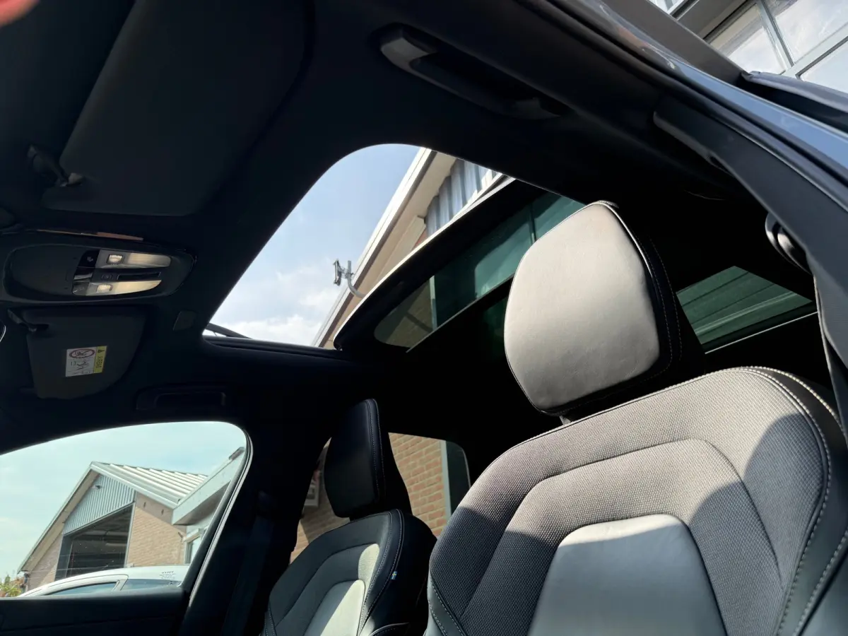 2.0 T6 Plug-in hybrid AWD Ultimate Bright|PANO/TRHK/ACC/CAMERA/