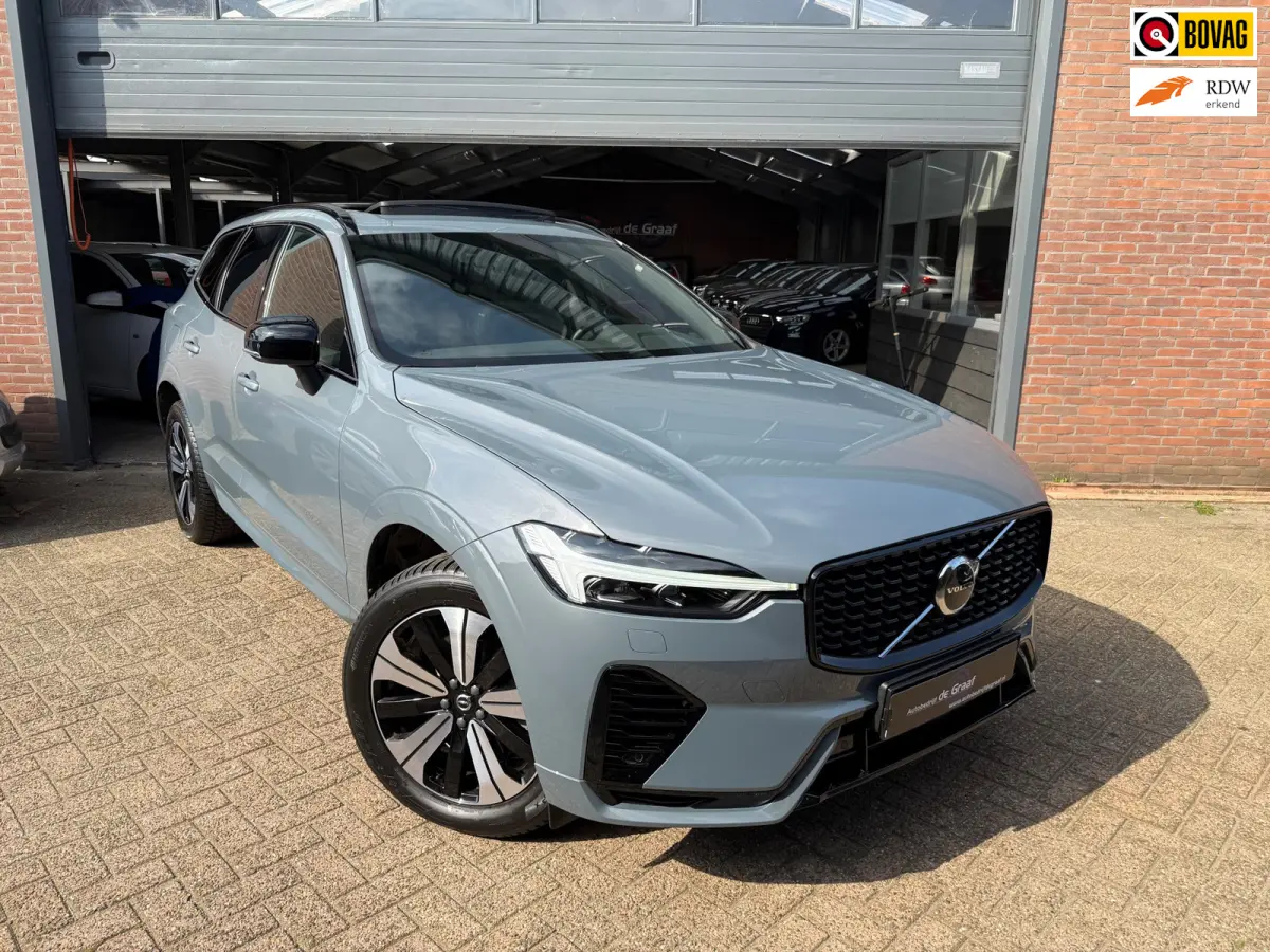 2.0 T6 Plug-in hybrid AWD Ultimate Bright|PANO/TRHK/ACC/CAMERA/