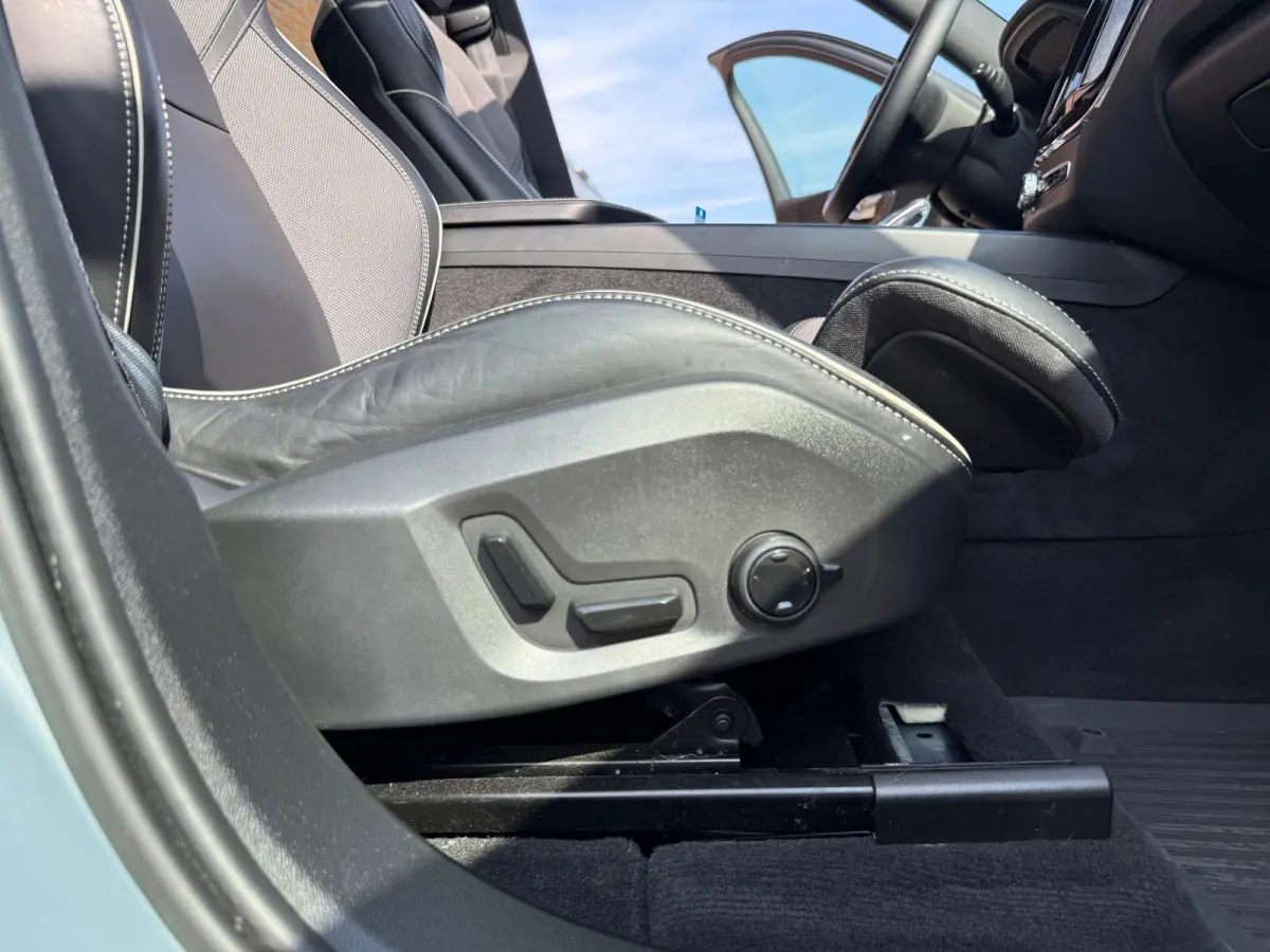 2.0 T6 Plug-in hybrid AWD Ultimate Bright|PANO/TRHK/ACC/CAMERA/
