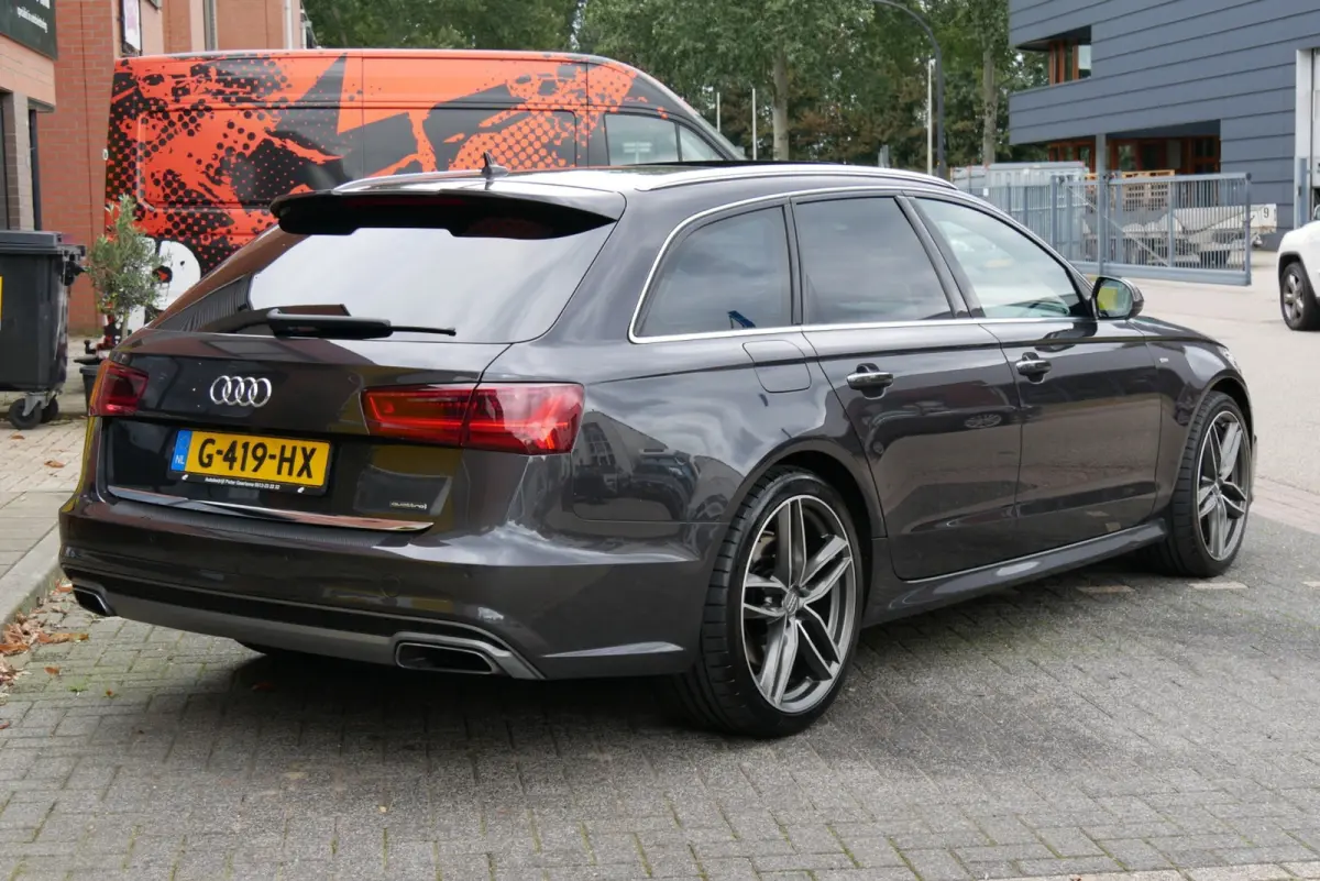 2.0 TFSI quattro Adrenalin Sport. stoel verwarm/koel. pano. standkachel