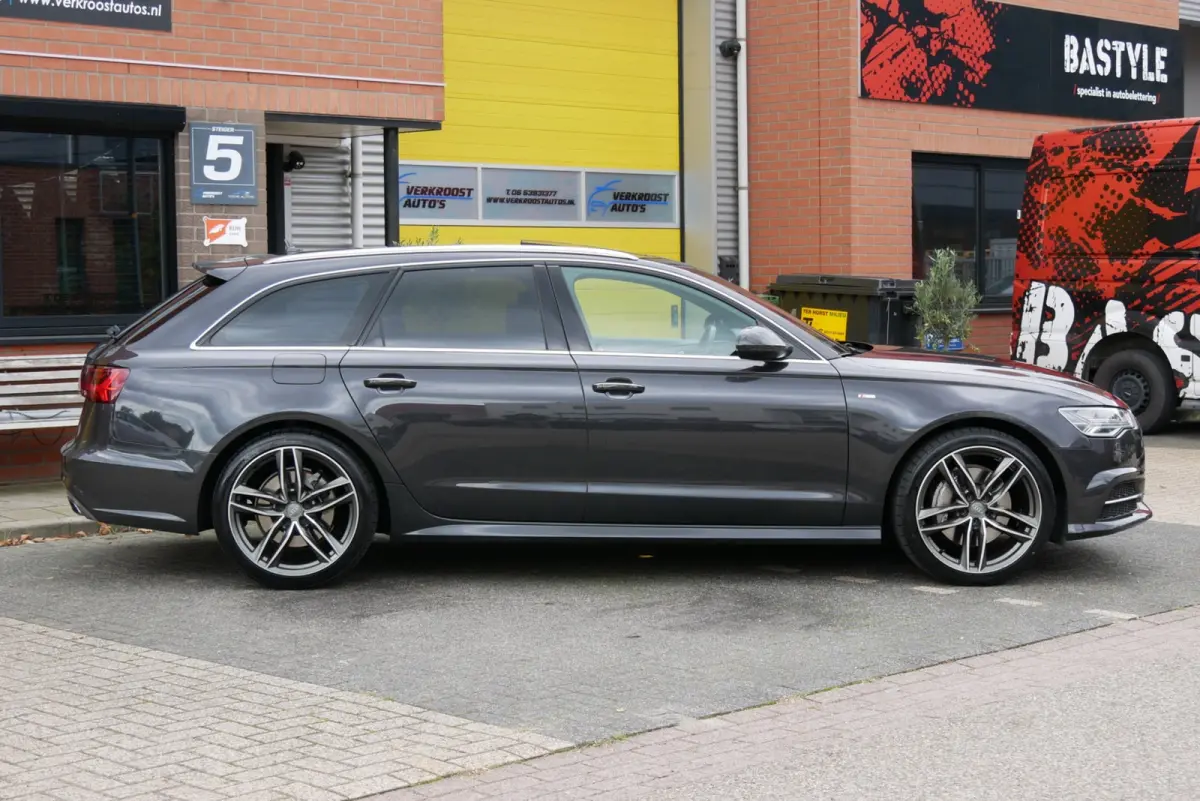 2.0 TFSI quattro Adrenalin Sport. stoel verwarm/koel. pano. standkachel