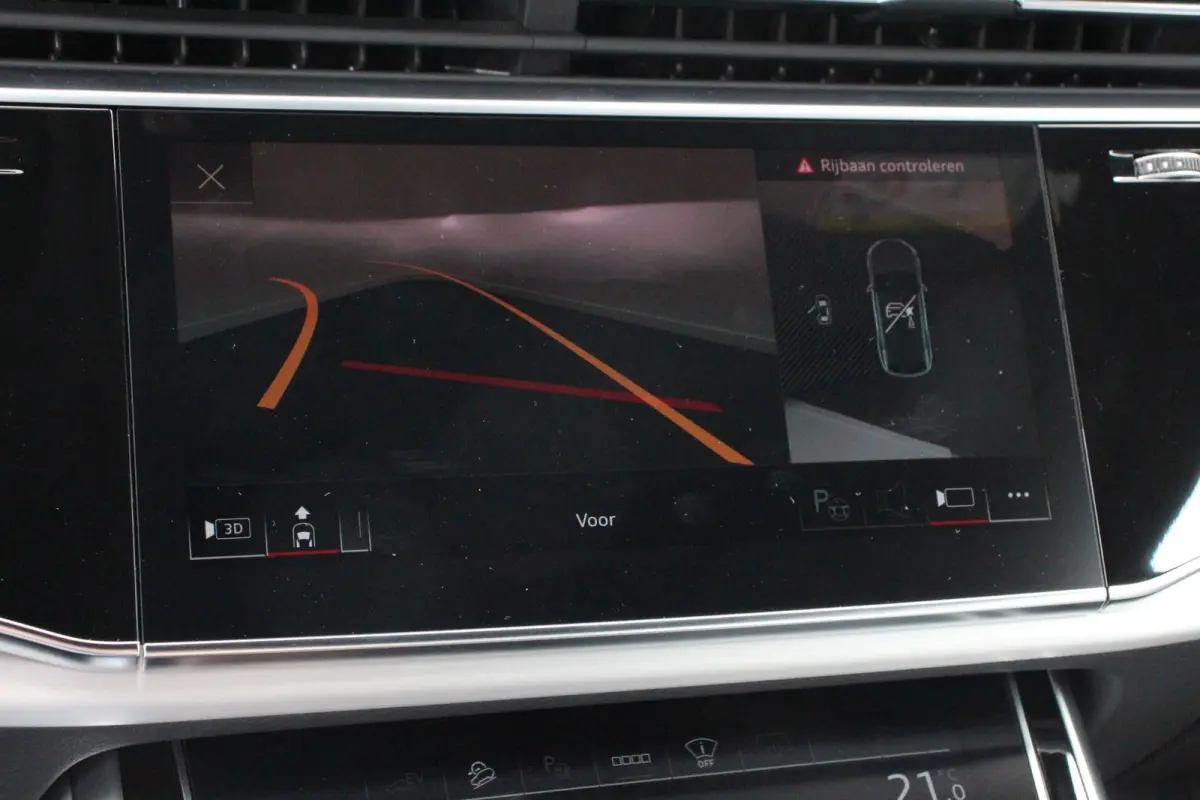 55 TFSI e PHEV quattro Pro Line S-Line 3* S-Line Leder B&O Trekhaak Elektrisch Luchtvering Led Dab Led Blackpack Stoelverwarming Stoelverkoeling Camera