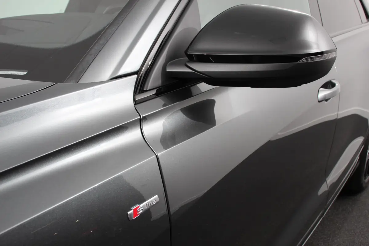 55 TFSI e PHEV quattro Pro Line S-Line 3* S-Line Leder B&O Trekhaak Elektrisch Luchtvering Led Dab Led Blackpack Stoelverwarming Stoelverkoeling Camera