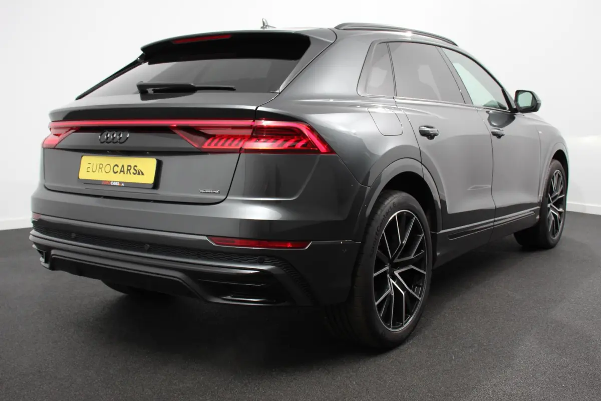 55 TFSI e PHEV quattro Pro Line S-Line 3* S-Line Leder B&O Trekhaak Elektrisch Luchtvering Led Dab Led Blackpack Stoelverwarming Stoelverkoeling Camera