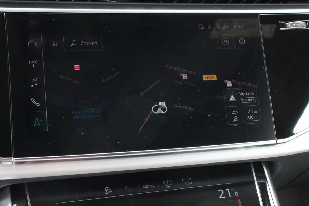 55 TFSI e PHEV quattro Pro Line S-Line 3* S-Line Leder B&O Trekhaak Elektrisch Luchtvering Led Dab Led Blackpack Stoelverwarming Stoelverkoeling Camera