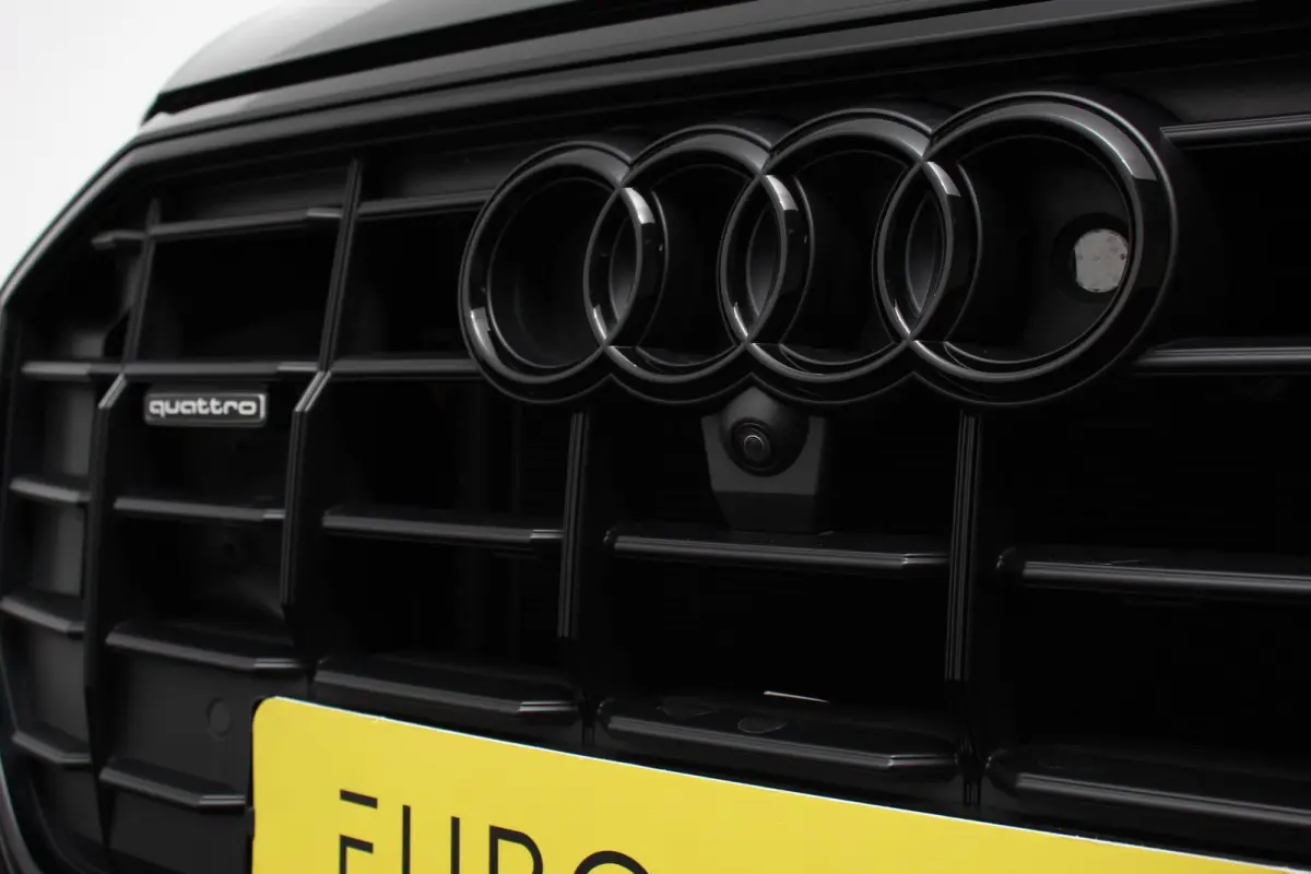 55 TFSI e PHEV quattro Pro Line S-Line 3* S-Line Leder B&O Trekhaak Elektrisch Luchtvering Led Dab Led Blackpack Stoelverwarming Stoelverkoeling Camera