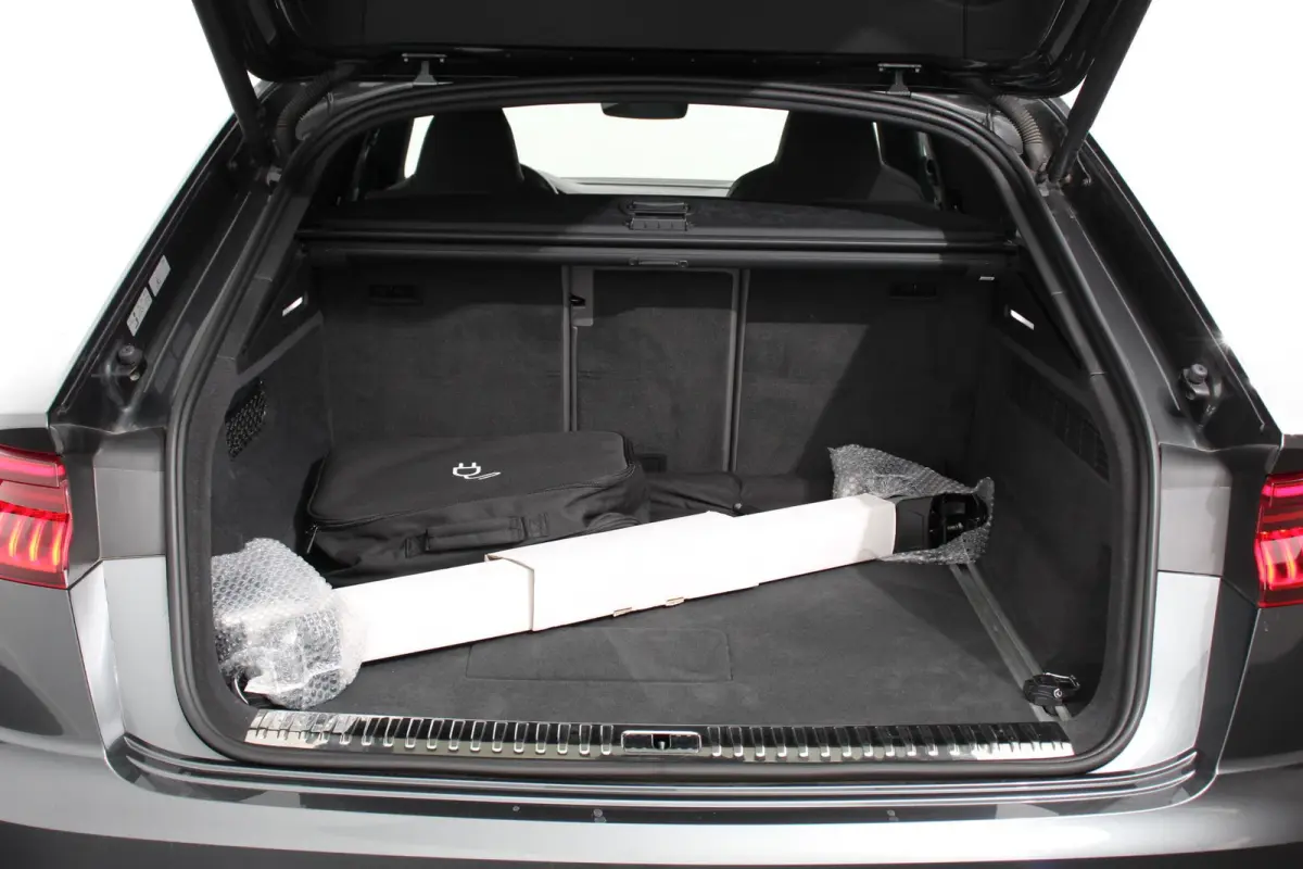 55 TFSI e PHEV quattro Pro Line S-Line 3* S-Line Leder B&O Trekhaak Elektrisch Luchtvering Led Dab Led Blackpack Stoelverwarming Stoelverkoeling Camera