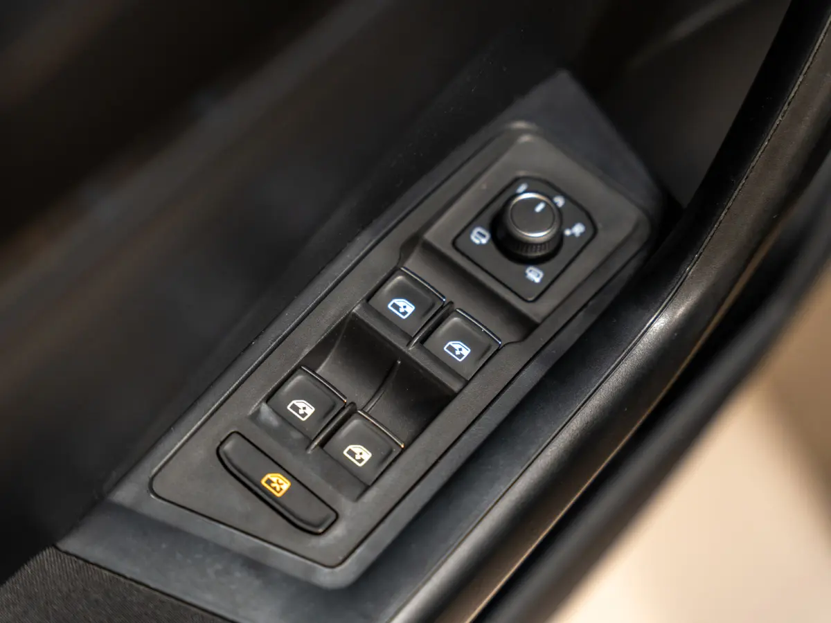 1.0 TSI 116PK, Apple Carplay, ACC, PDC, Android Auto, Multistuur, Clima, Trekhaak 13P, Voll Onderhiouden