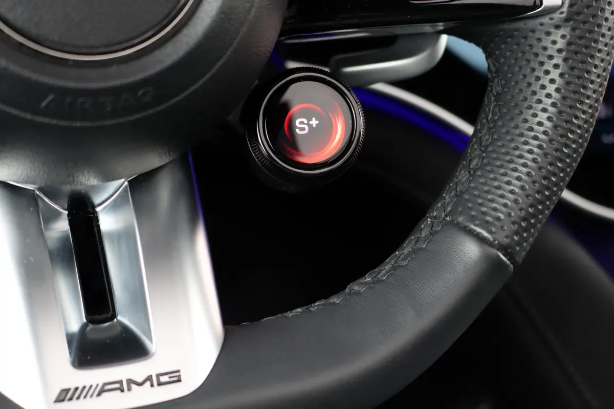 AMG 43 4MATIC Premium+ 91 kWh | Luchtvering | Hyperscreen | Achterasbesturing | Distronic+ | HUD | Burmester | Stoelventilatie | Digital Light |