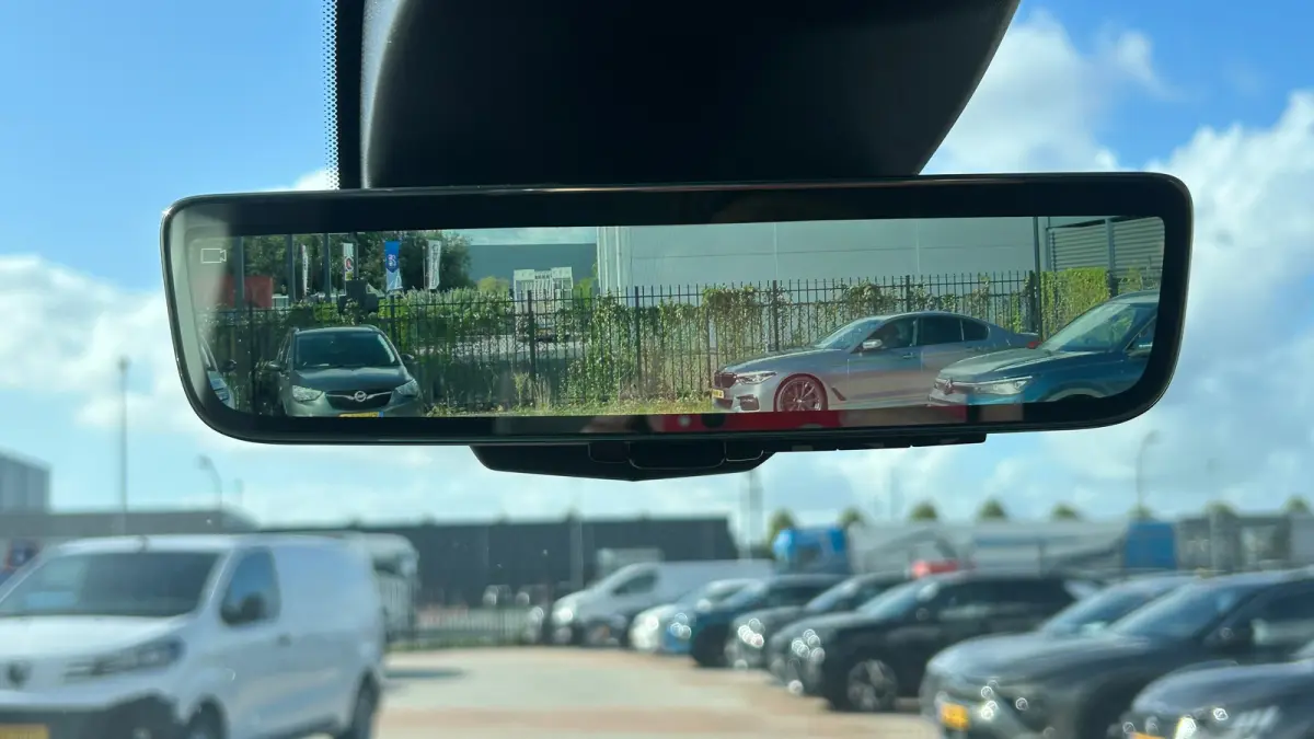 Standaard - L2 | Elektrisch verstelbare en verwarmbare buitenspiegels | Full Eco LED koplampen met dagrijverlichting | Parkeersensoren achter