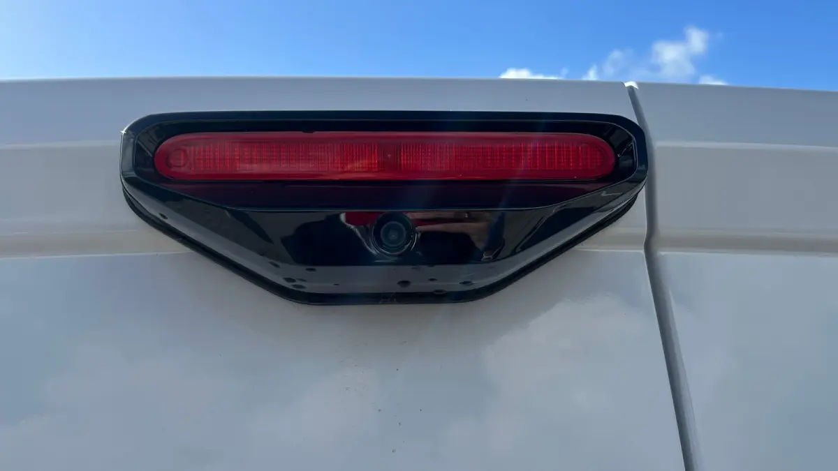 Standaard - L2 | Elektrisch verstelbare en verwarmbare buitenspiegels | Full Eco LED koplampen met dagrijverlichting | Parkeersensoren achter