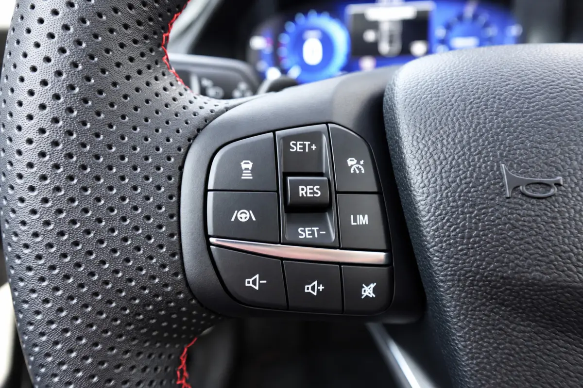 1.0 EcoBoost ST-Line X PANO B&O KEYLESS