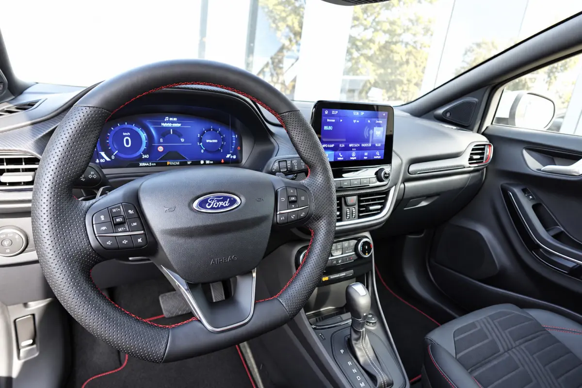 1.0 EcoBoost ST-Line X PANO B&O KEYLESS
