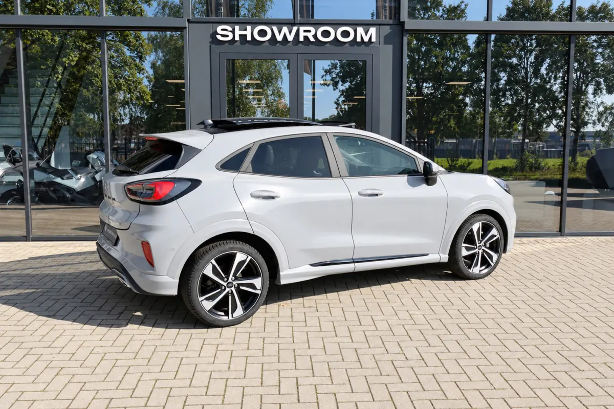 1.0 EcoBoost ST-Line X PANO B&O KEYLESS