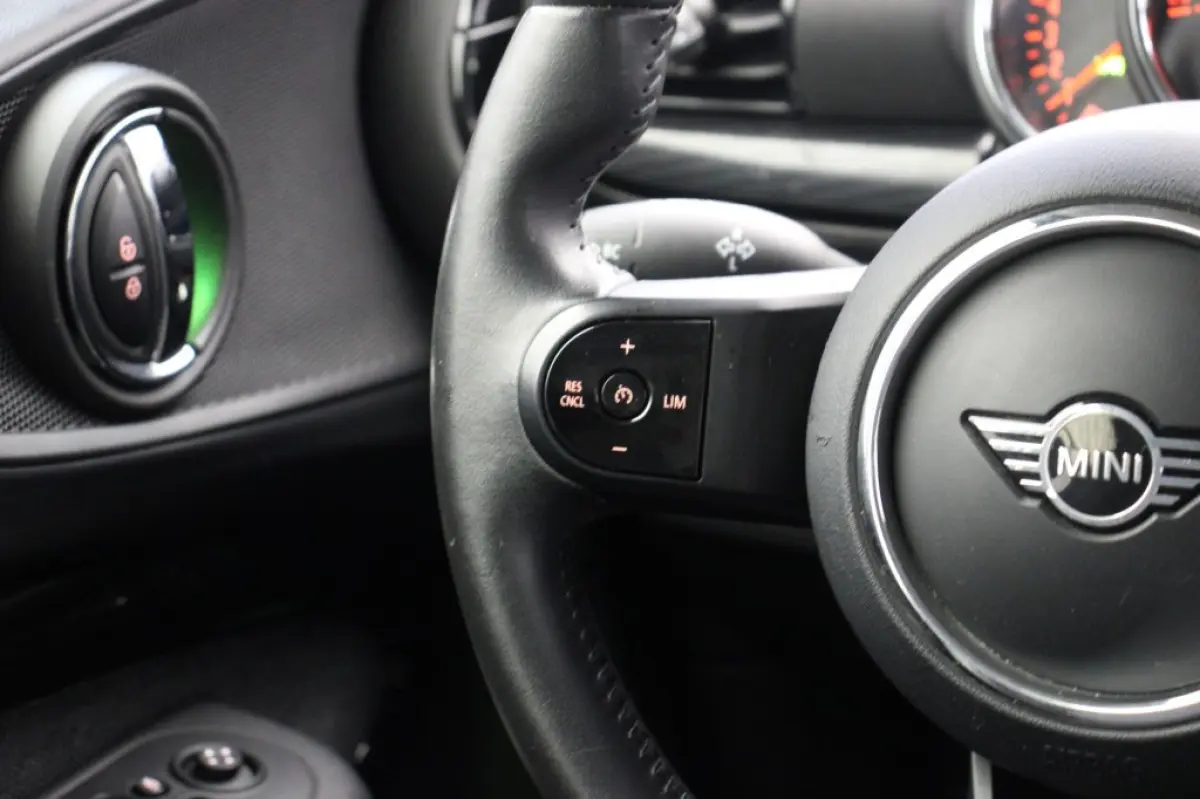 1.5 Business Edition Automaat - Carplay, Navi, Cruise, Clima