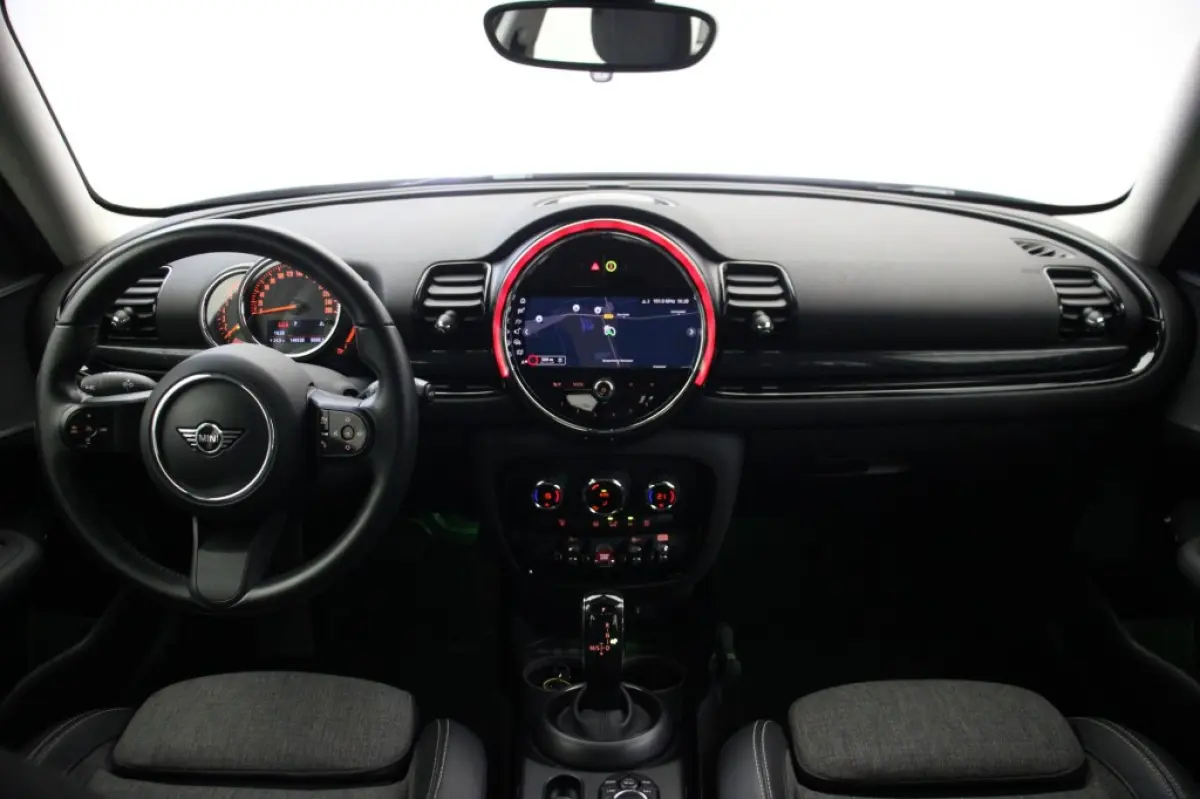 1.5 Business Edition Automaat - Carplay, Navi, Cruise, Clima