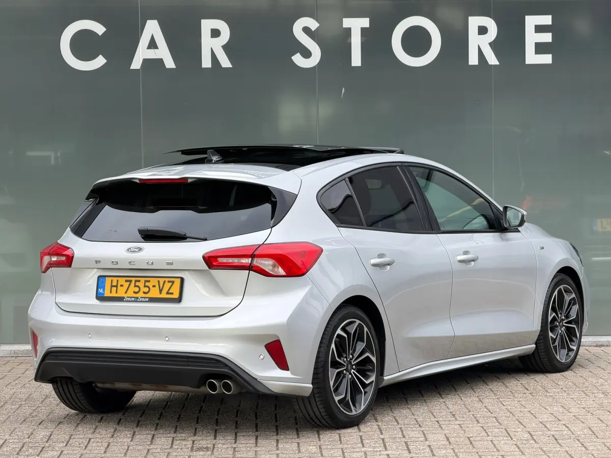 1.0 EcoBoost ST Line Business B&O/PANO/NAV/LED/