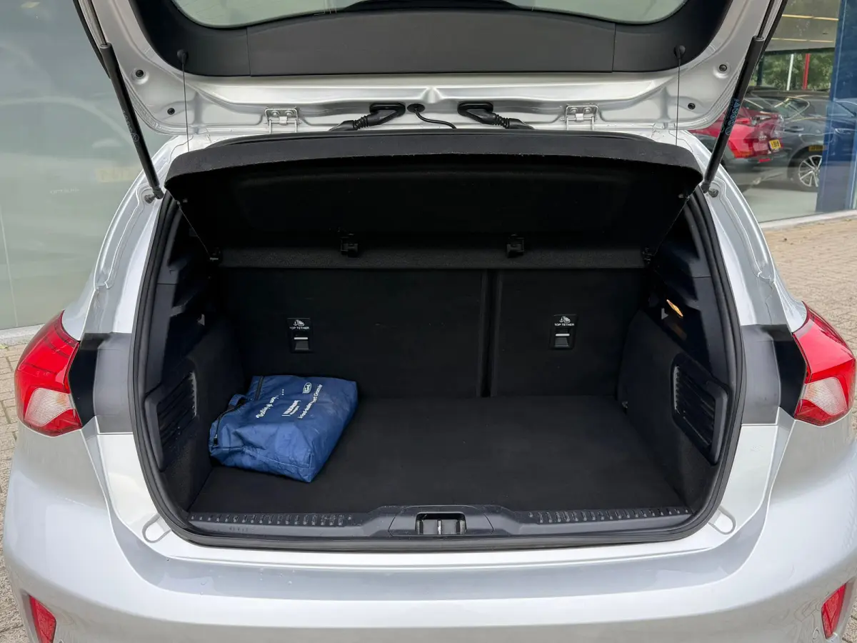 1.0 EcoBoost ST Line Business B&O/PANO/NAV/LED/