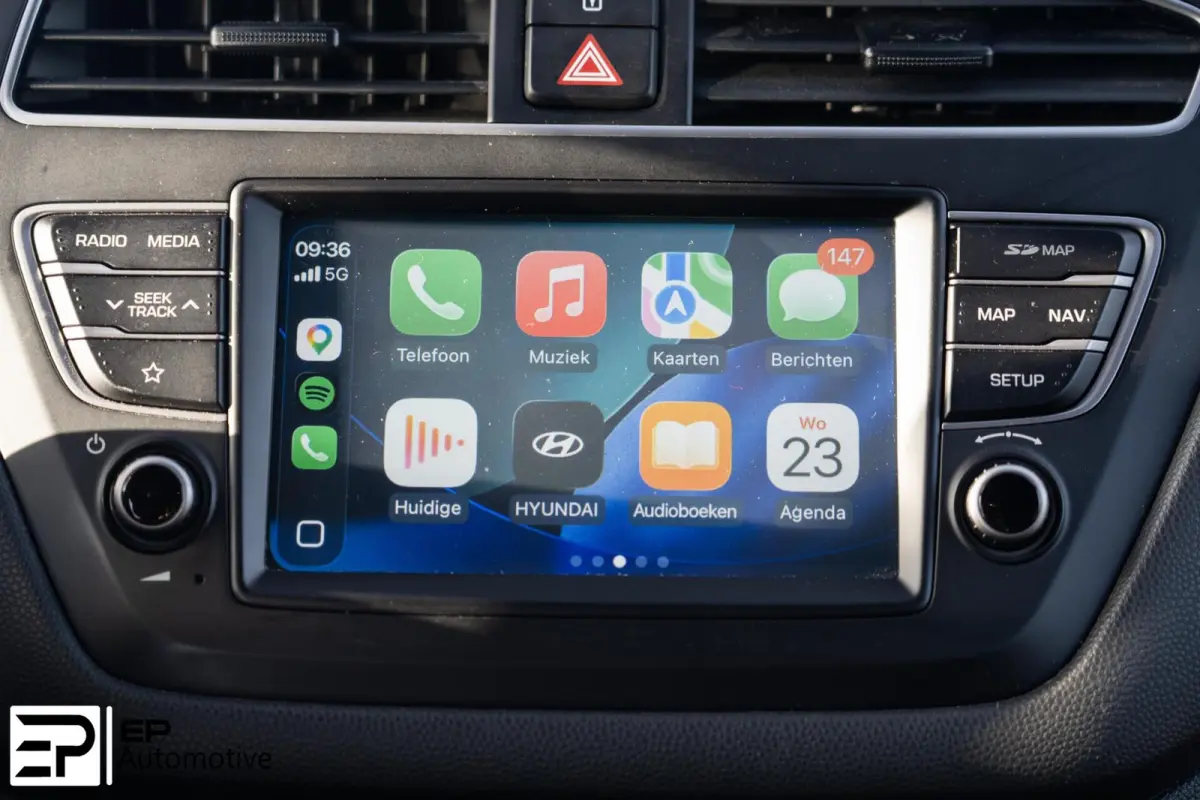 1.2 Carplay|Camera|ParkeerSensoren achter|Navi