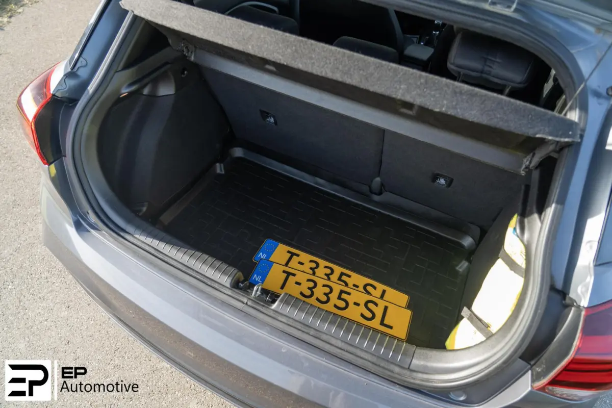 1.2 Carplay|Camera|ParkeerSensoren achter|Navi