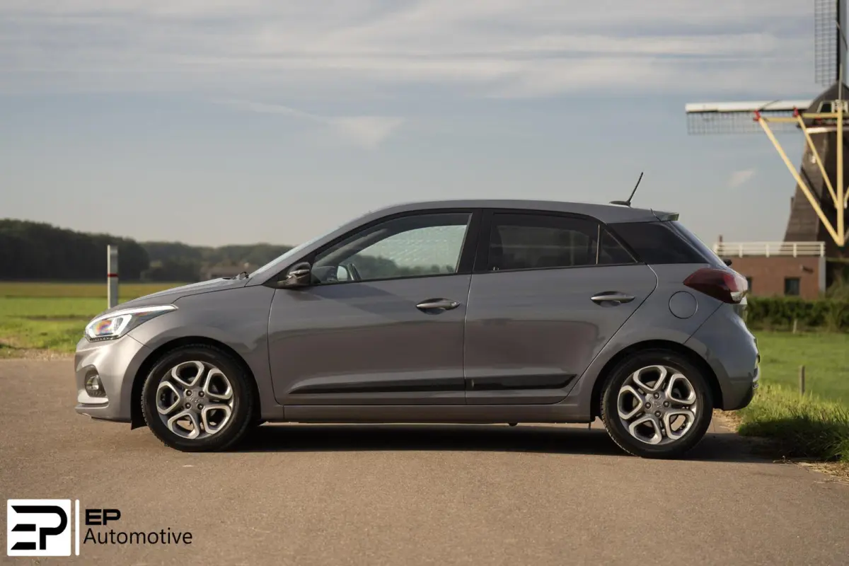1.2 Carplay|Camera|ParkeerSensoren achter|Navi