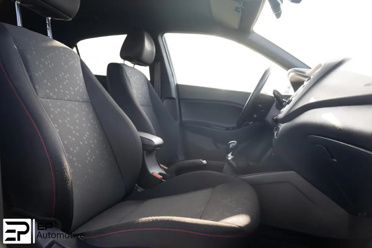 1.2 Carplay|Camera|ParkeerSensoren achter|Navi