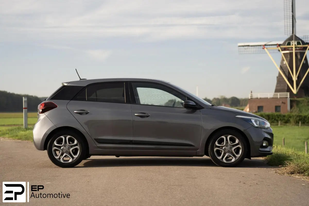 1.2 Carplay|Camera|ParkeerSensoren achter|Navi