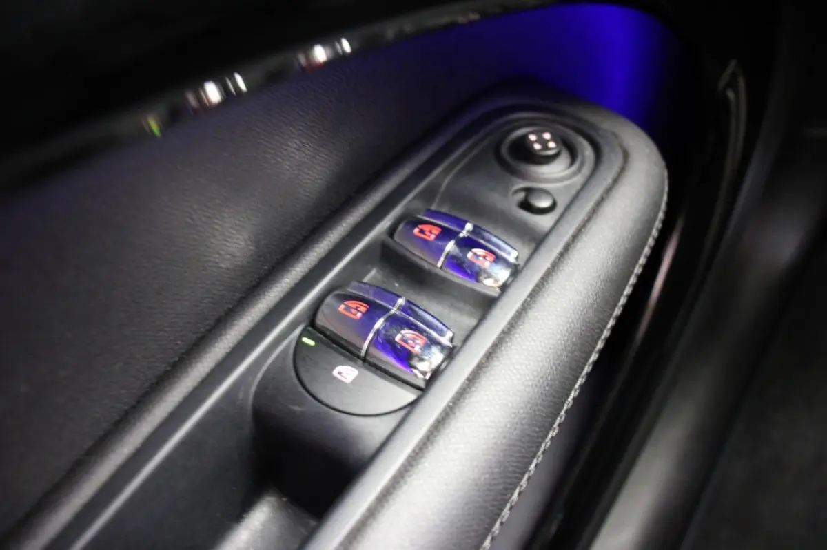 1.6D Country Pepper - Navi, Cruise, Clima