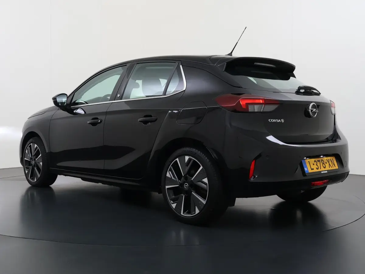 Elegance 50kWh | 1ste eigenaar | ACCU 90% | Winterpakket | 17"LMV | Parkeersensoren | AppleCarPlay/Android | AUTOMAAT
