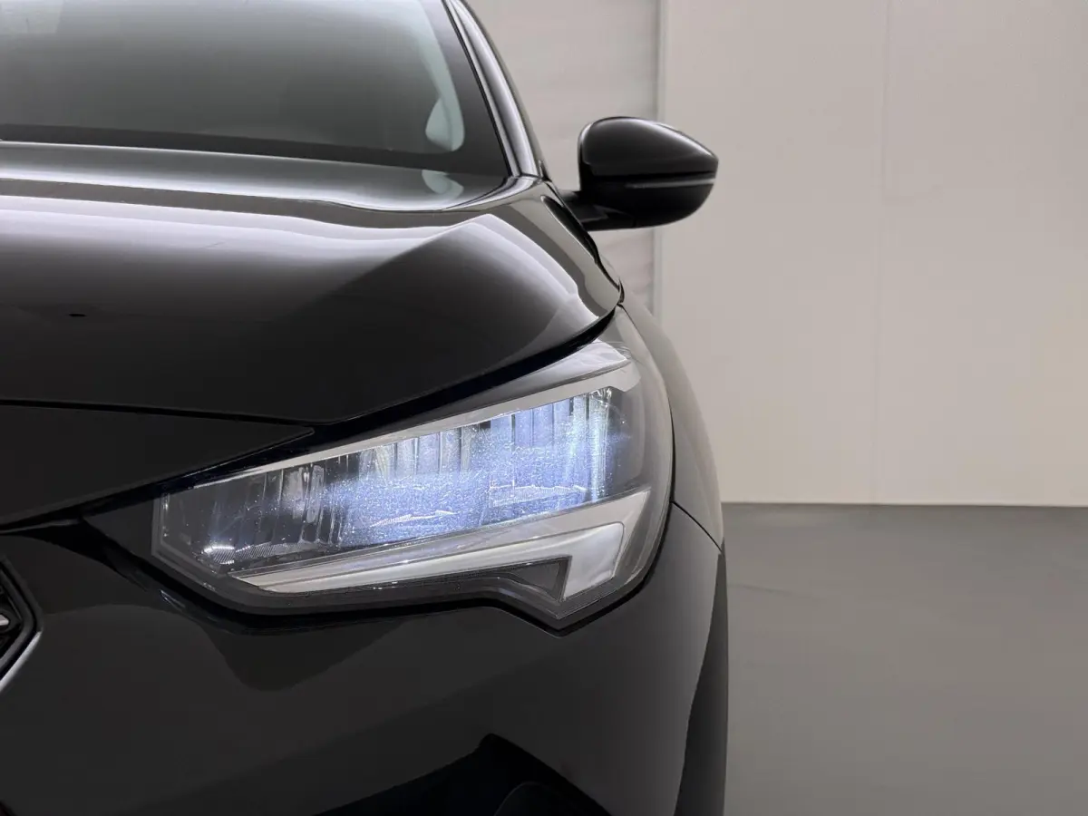 Elegance 50kWh | 1ste eigenaar | ACCU 90% | Winterpakket | 17"LMV | Parkeersensoren | AppleCarPlay/Android | AUTOMAAT