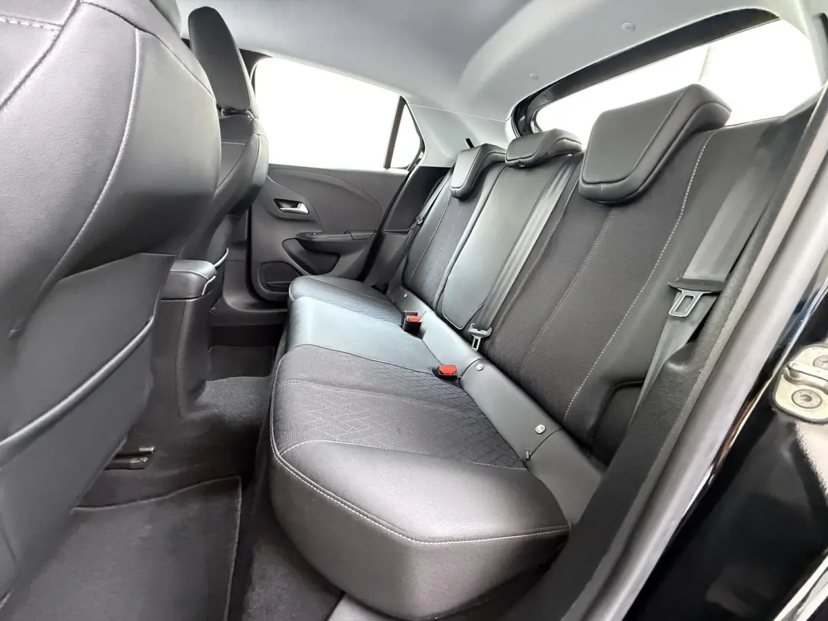 Elegance 50kWh | 1ste eigenaar | ACCU 90% | Winterpakket | 17"LMV | Parkeersensoren | AppleCarPlay/Android | AUTOMAAT