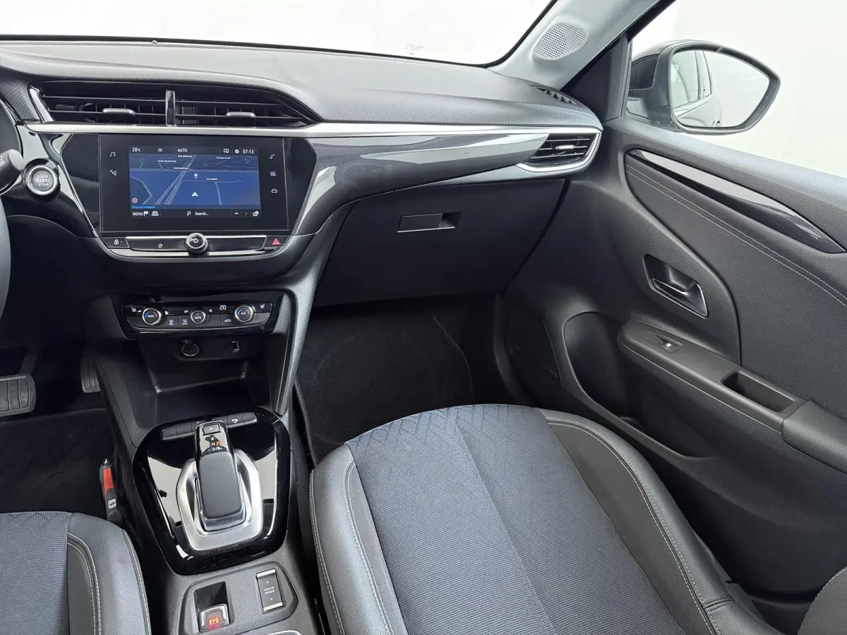 Elegance 50kWh | 1ste eigenaar | ACCU 90% | Winterpakket | 17"LMV | Parkeersensoren | AppleCarPlay/Android | AUTOMAAT