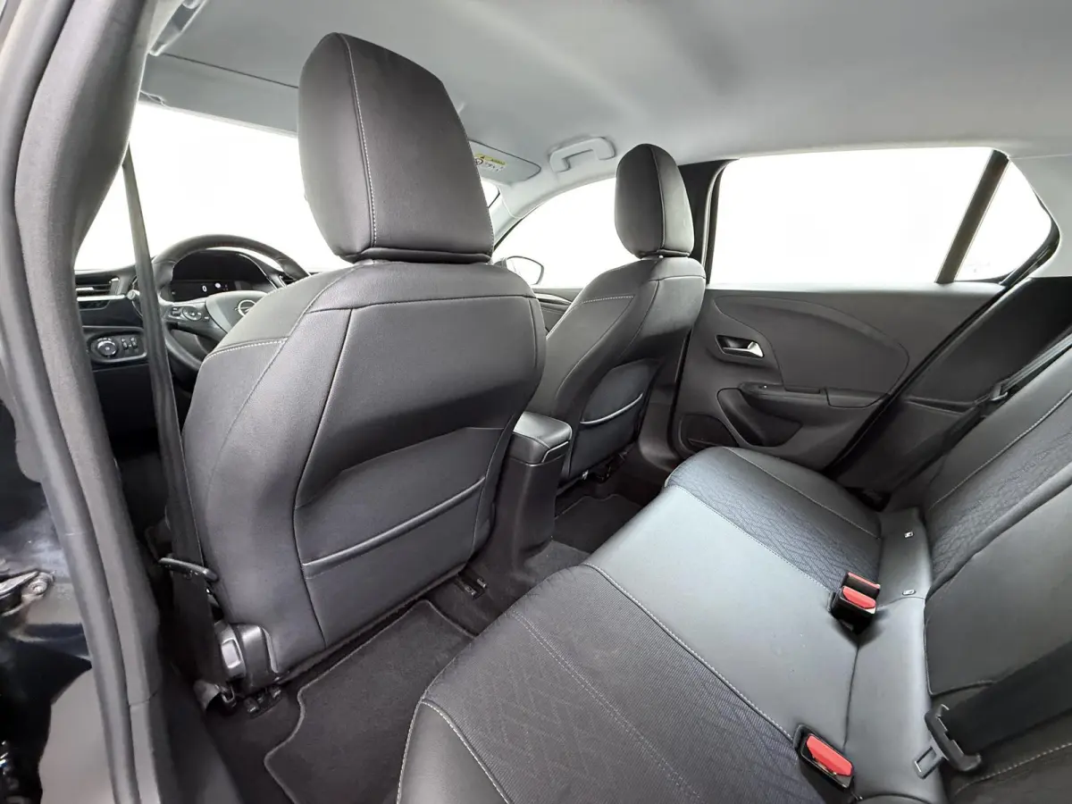Elegance 50kWh | 1ste eigenaar | ACCU 90% | Winterpakket | 17"LMV | Parkeersensoren | AppleCarPlay/Android | AUTOMAAT