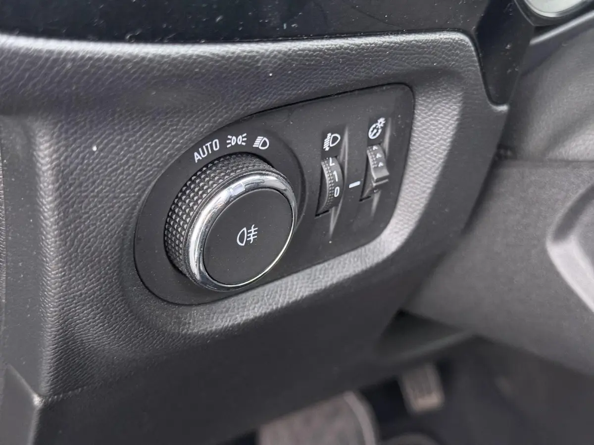 Elegance 50kWh | 1ste eigenaar | ACCU 90% | Winterpakket | 17"LMV | Parkeersensoren | AppleCarPlay/Android | AUTOMAAT