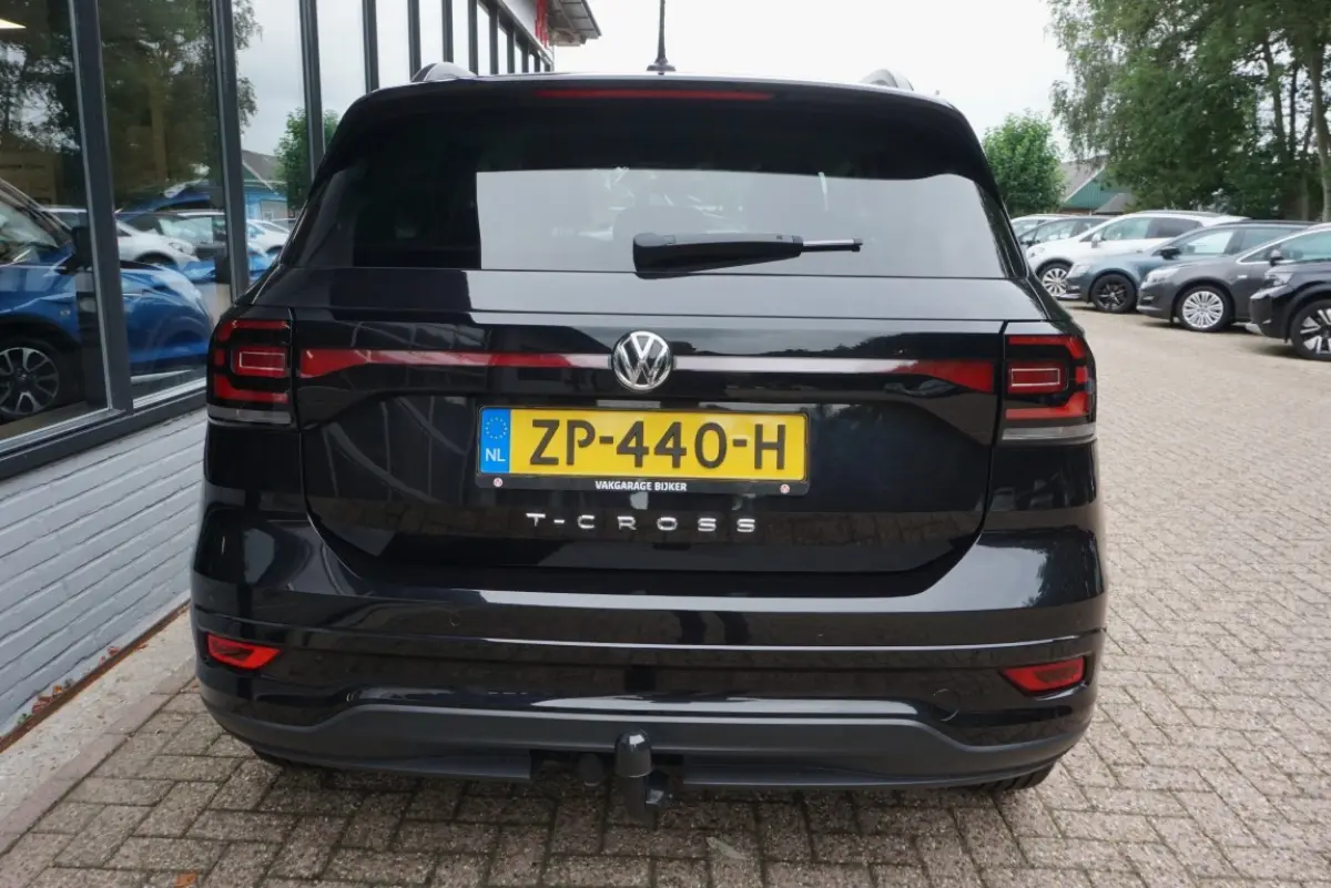 1.0 TSI R-Line Navi/App-Connect/Trekhaak!