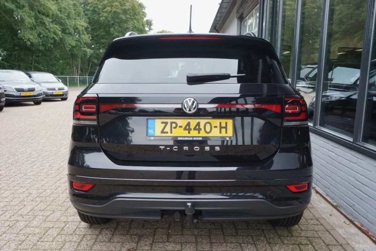 1.0 TSI R-Line Navi/App-Connect/Trekhaak!