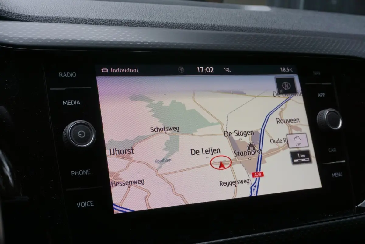 1.0 TSI R-Line Navi/App-Connect/Trekhaak!