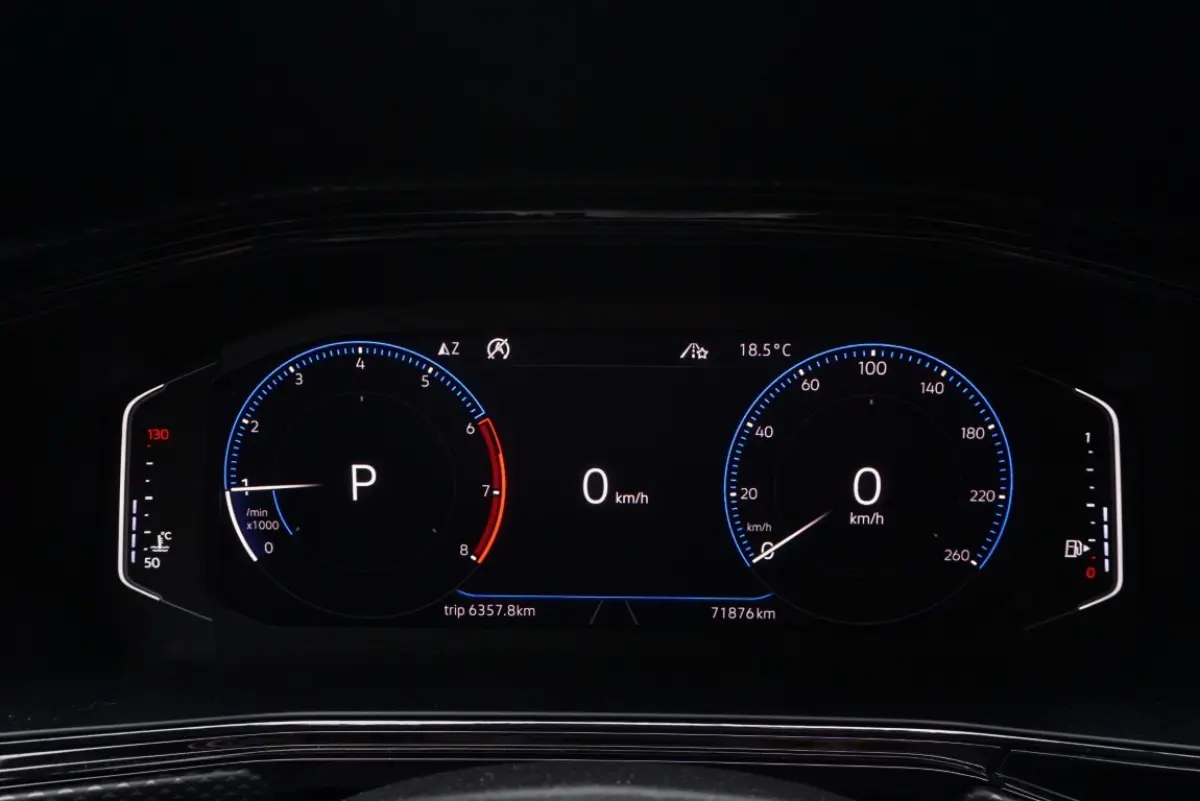 1.0 TSI R-Line Navi/App-Connect/Trekhaak!